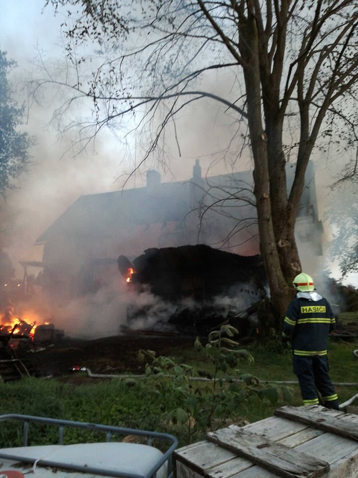 Krajková: Včera večer zasahovali hasiči u požáru rodinného domu