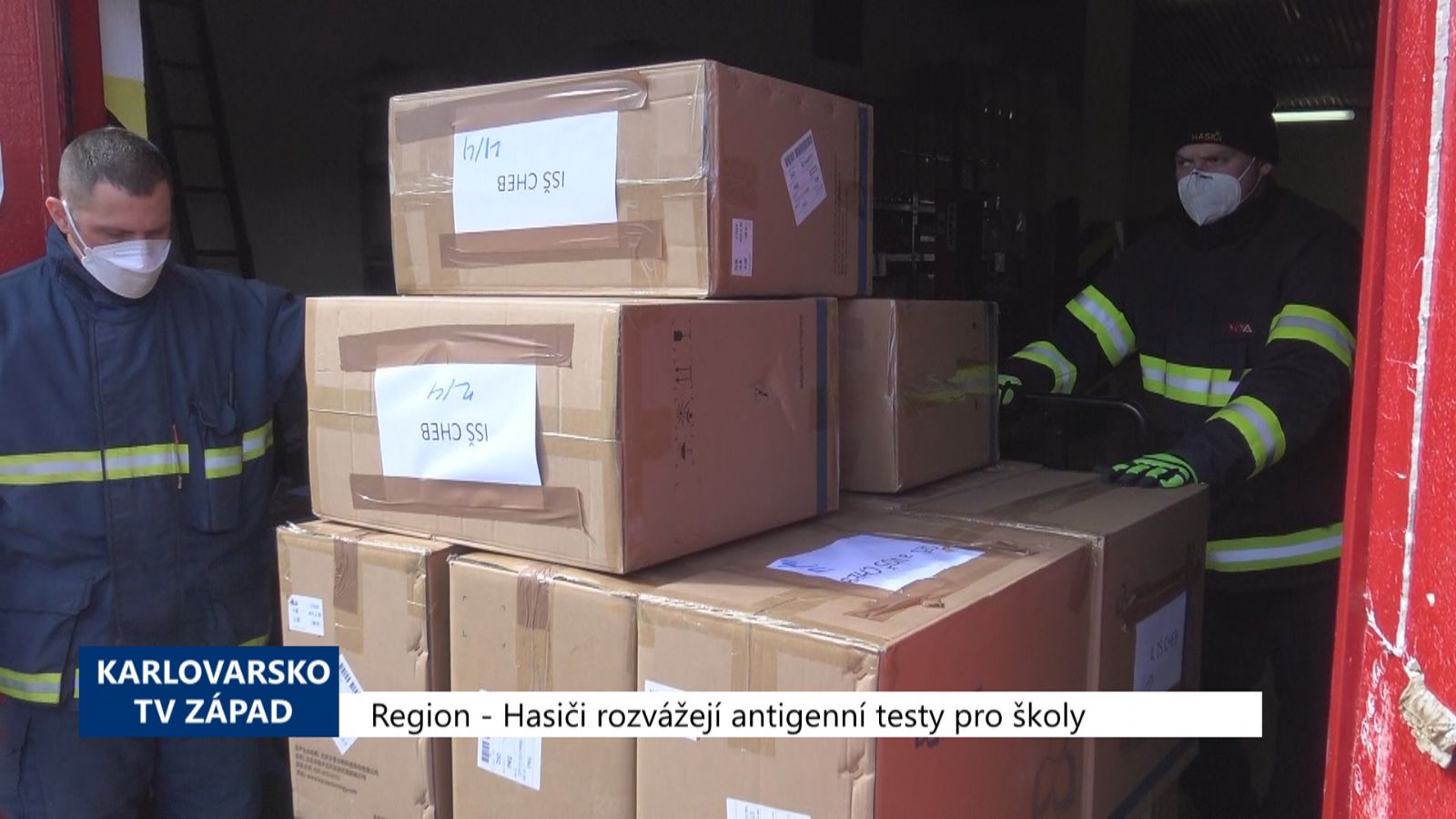 Region: Hasiči rozvážejí antigenní testy pro školy (TV Západ)