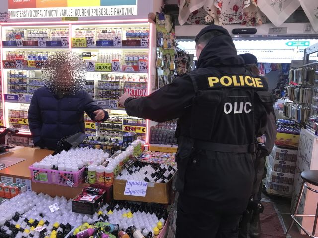 Svatý Kříž: Na tržnici proběhla další policejní akce