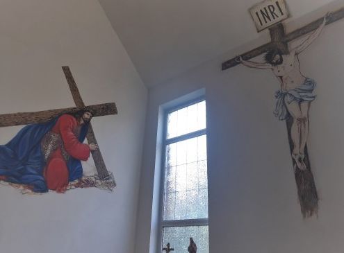 V Citicích zvelebují kostel, na hřbitově vznikla Křížová cesta 