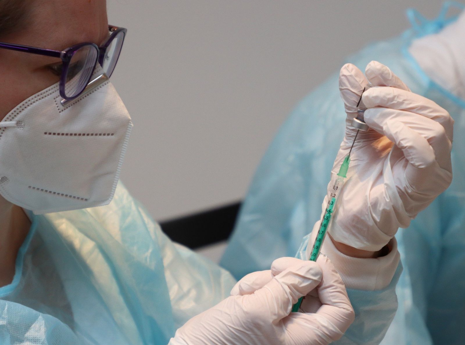 V Karlovarském kraji se připravuje očkování posilující dávkou vakcíny proti COVID-19